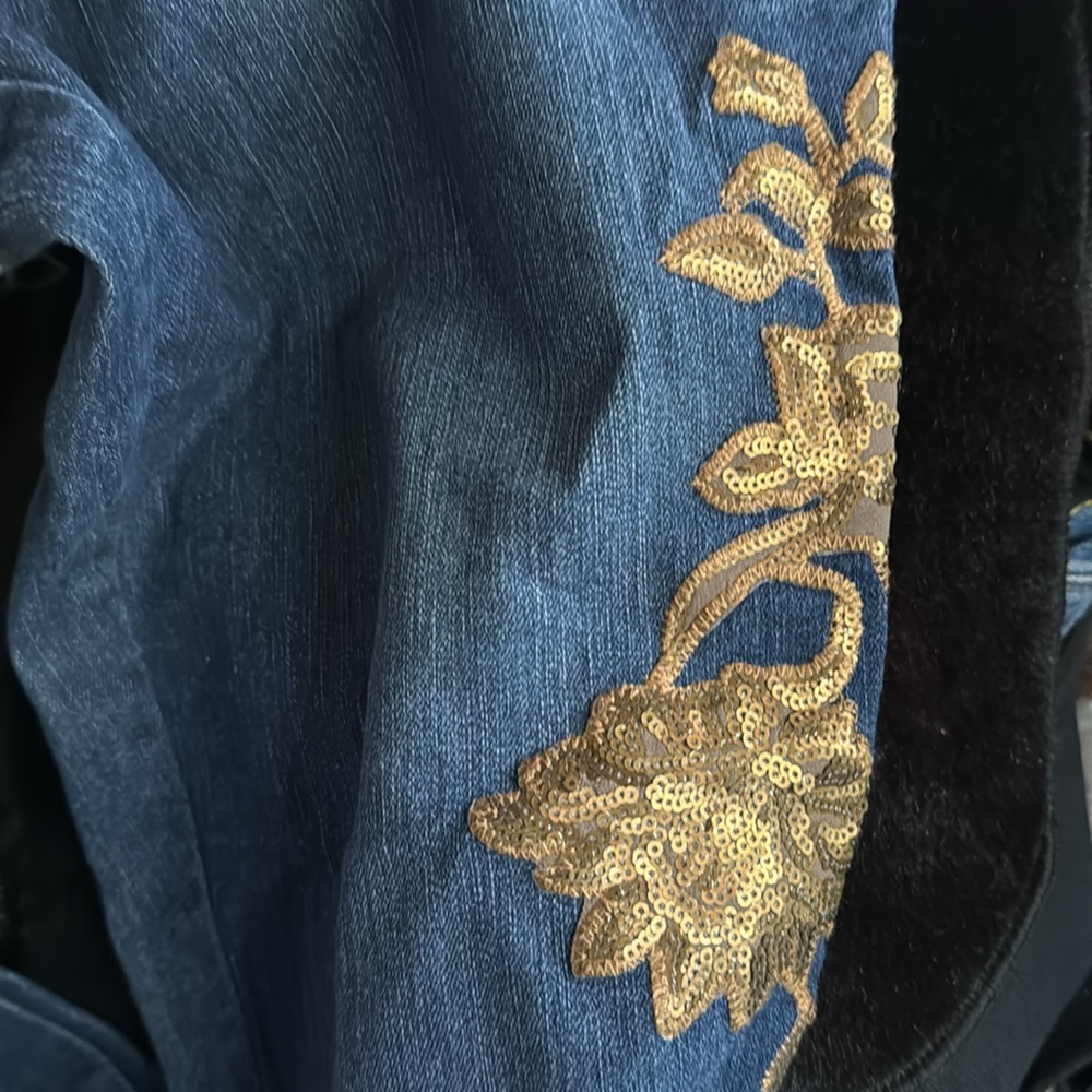 Jeans - Picture 3 of 8